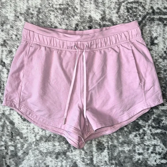 Lululemon Inner Glow High-Rise Short 3